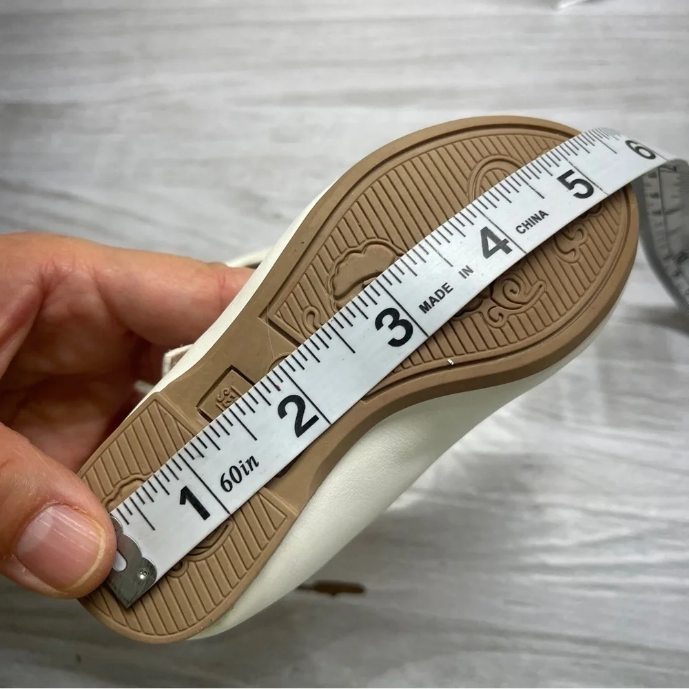 Seychelles White Toddler Girls Butterfly Strap Flats Size 6